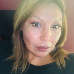 Meet your Posher, Leticia